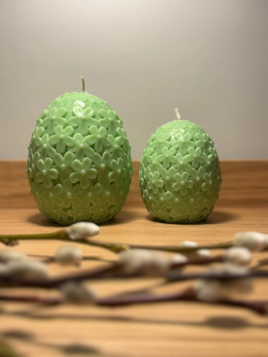 Floral easter egg candle - green