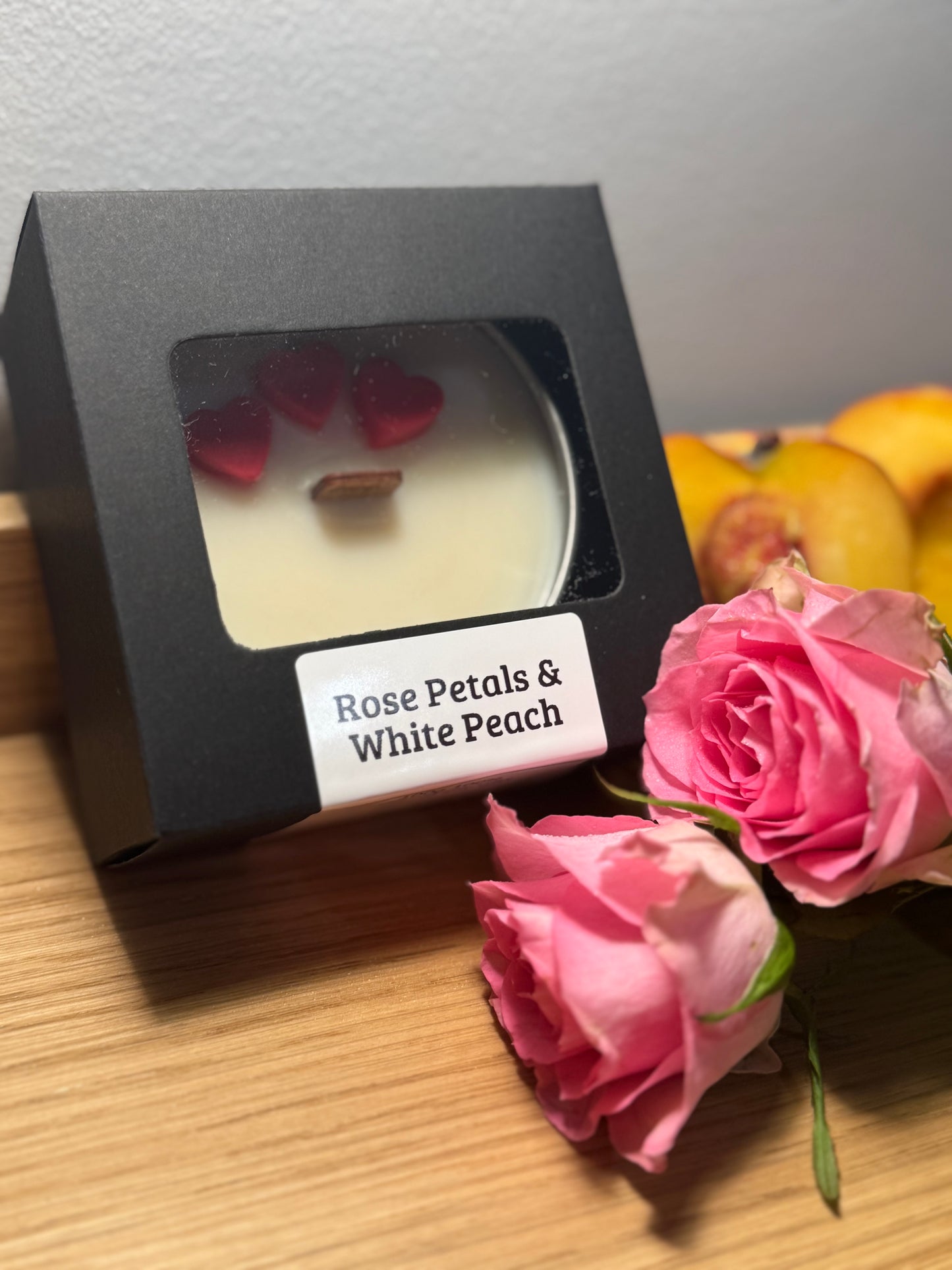 Rose Petals & White Peach candle